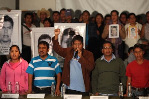 papás_ayotzinapa