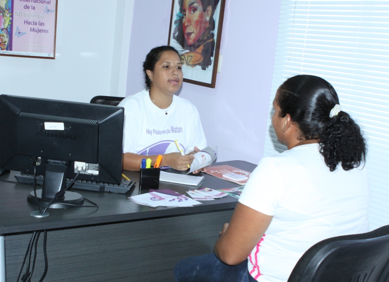 MinMujer - Noticias - 2014-12-20 22-30-00 - Mujeres afrobarloventeñas cuentan con nuevo Centro de Atención y Formación Integral