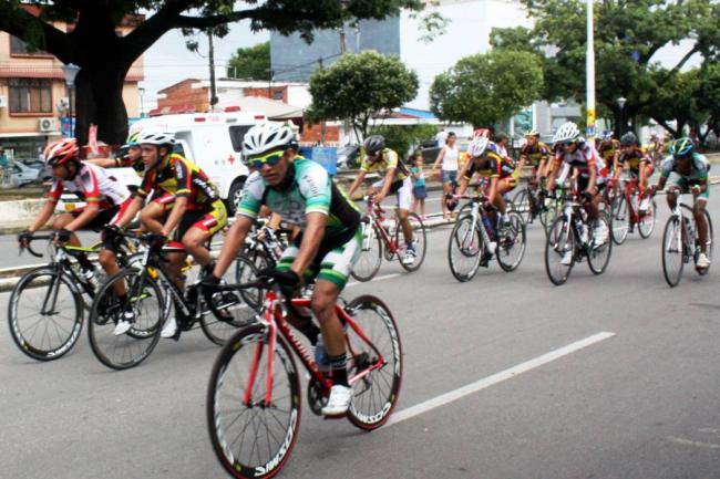 festival_de_ciclismo_conto_con_la_participacion_de_100_pedalistas