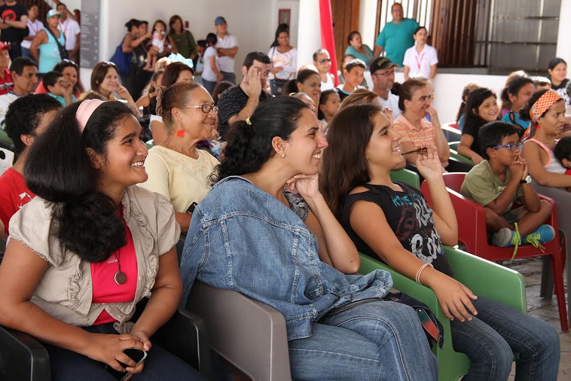 FOTO PUBLICO INFANTIL