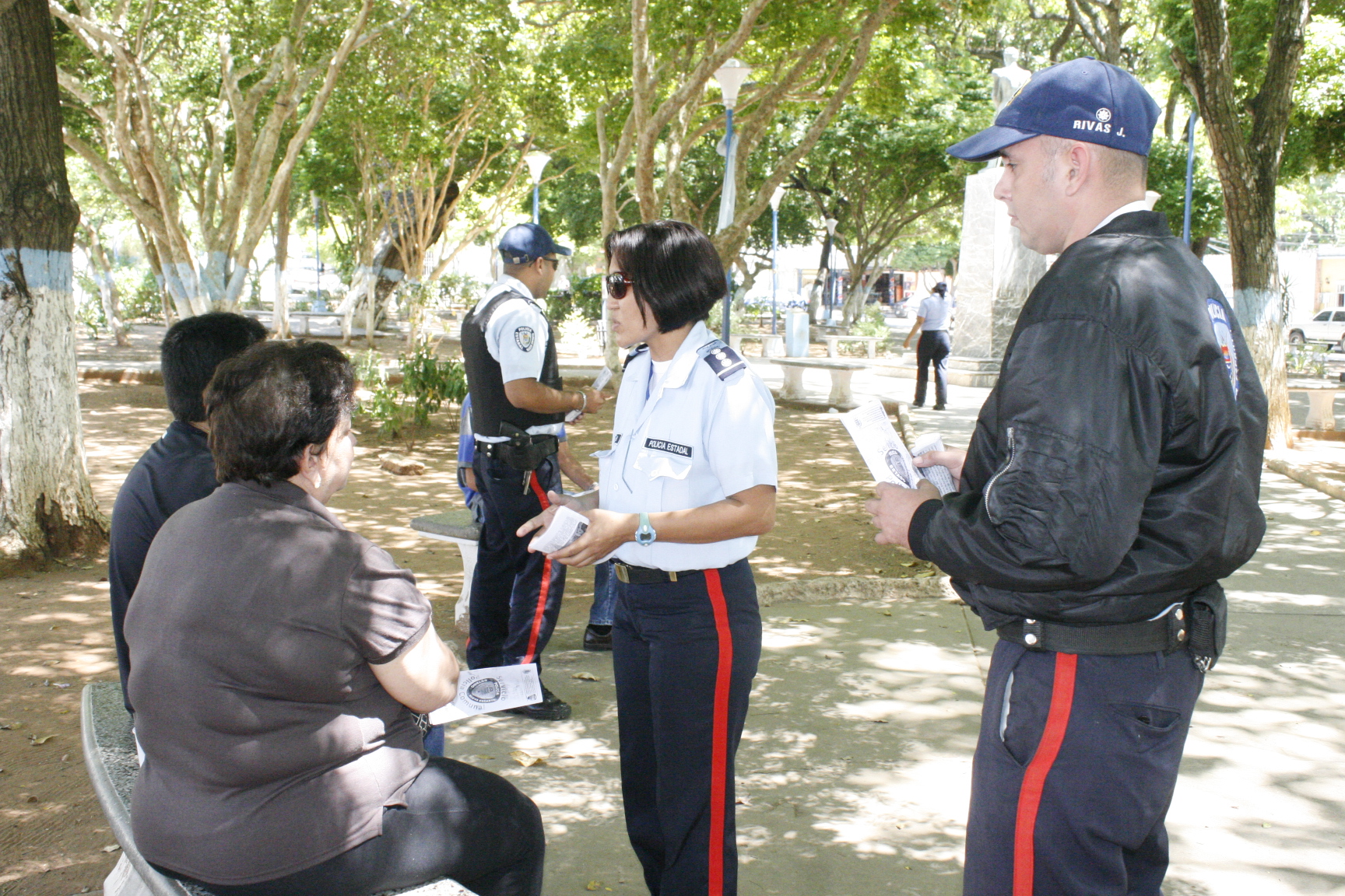 FOTO-2-La-policía-comunal-fortalece-la-interacción-con-la-ciudadanía