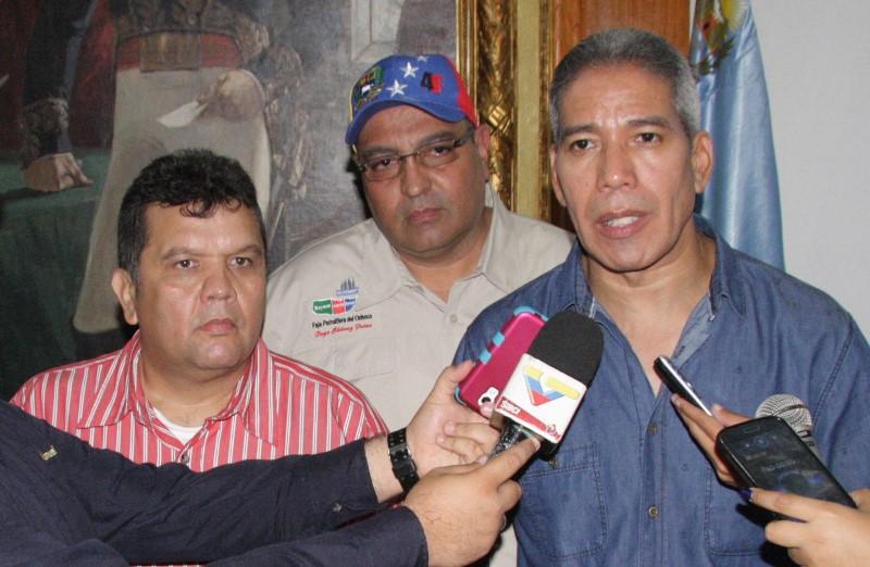 VENEZUELA--Juramentado-Nelson-Moreno-como-Gobernador-gonzalo-morales