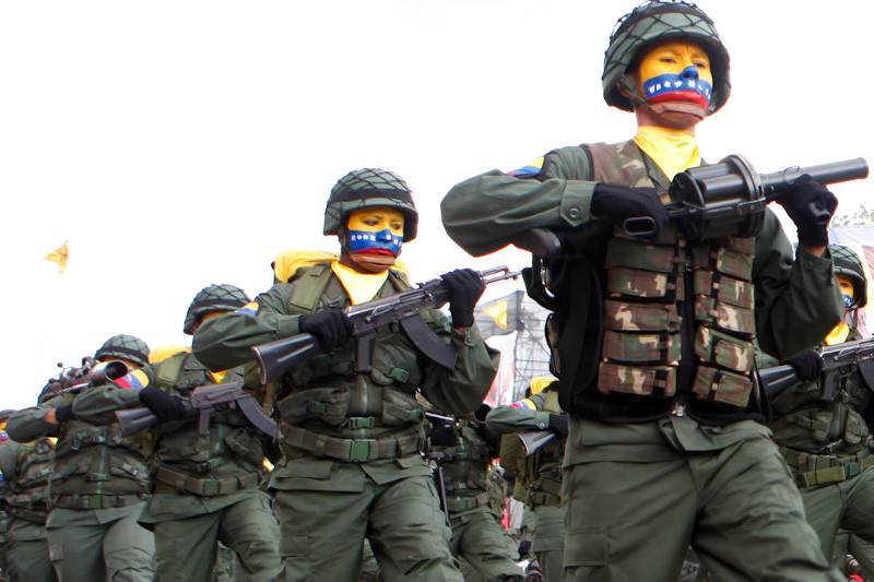 Militares-Venezolanso-FANB-GNB-Fuerza-Armada-02-28-2015-2-800x533-800x533