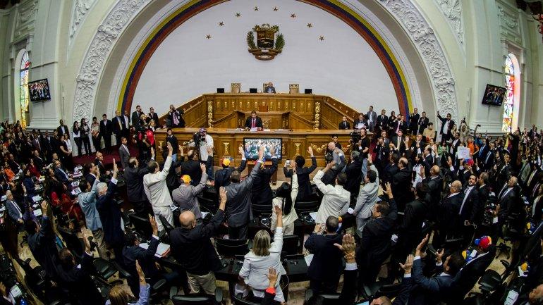 francisco-velasquez-Venezuela--la-Asamblea-Nacional-aprob--la-reforma-parcial-del-Tribunal-Supremo
