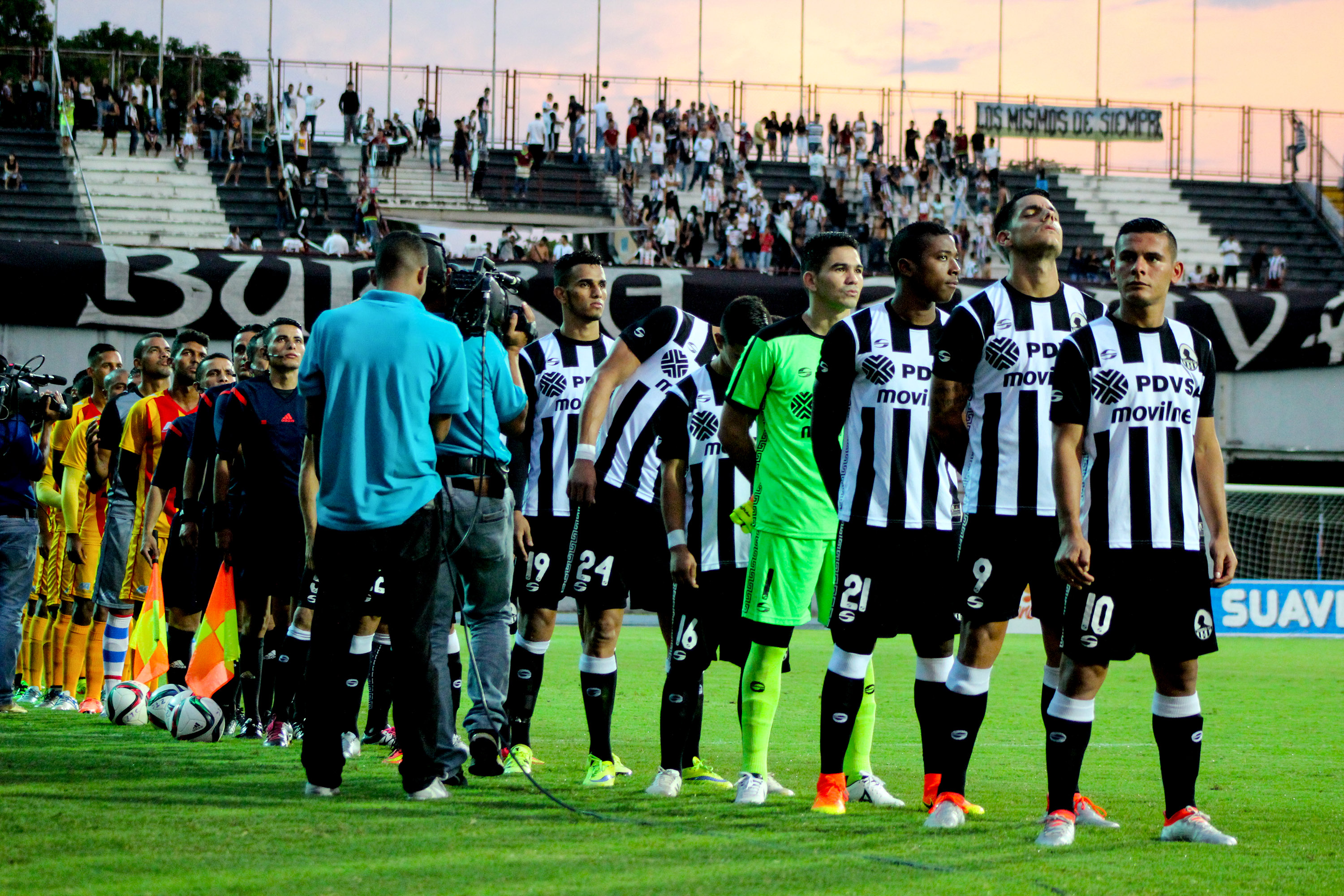 Zamora-FC_vs_Aragua-FC_CL16