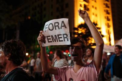 Temer-Protestas-Pablo-Brasil-Bloomberg_CLAIMA20160516_0035_17