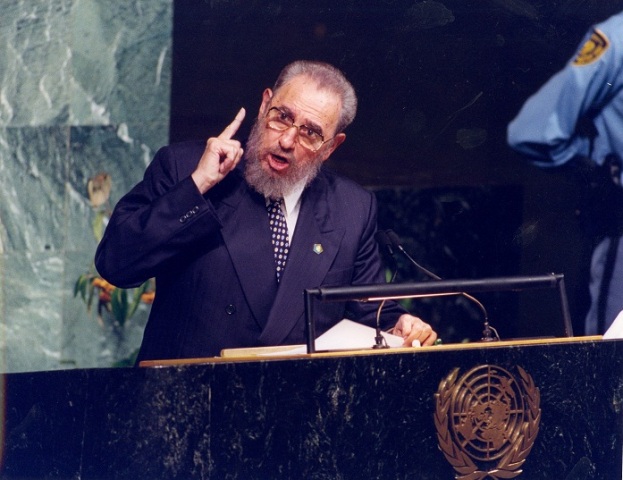 Comandante Fidel Castro en la ONU en el año 2000