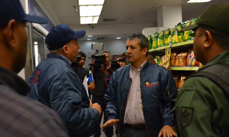SUNDDE - Noticias - Contreras- Cadenas de farmacias y supermercados no quieren superar situación de funcionamiento - 2016-04-28 20-30-45