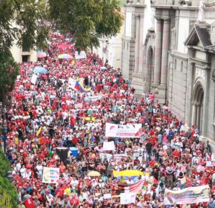 Pueblo de Mérida se mantiene en las calles en apoyo a la Revolución Bolivariana