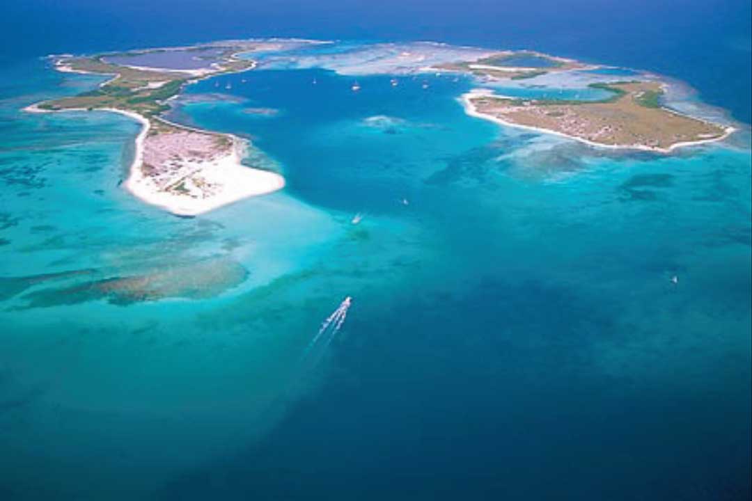 los-roques-island-large