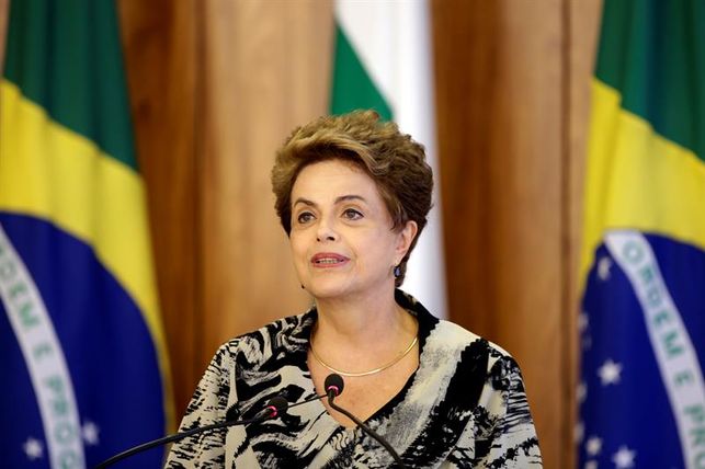 Dilma-Rousseff-afirma-renunciara-presiones_EDIIMA20160311_0744_5