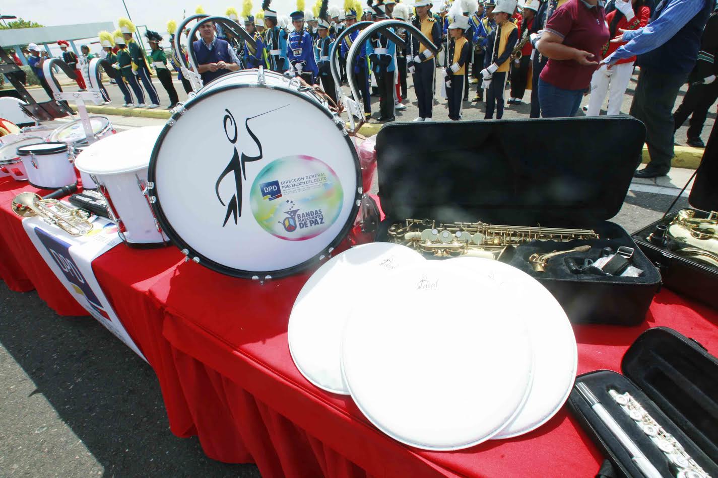 Red de Bandas Marchantes de Venezuela reciben 72 instrumentos musicales 1
