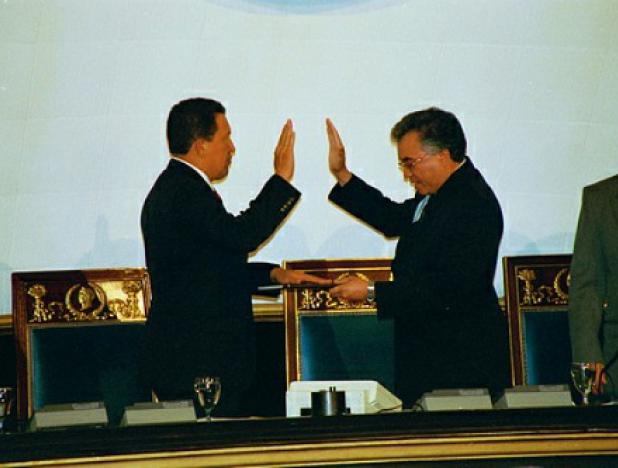 Presidente Chávez jura