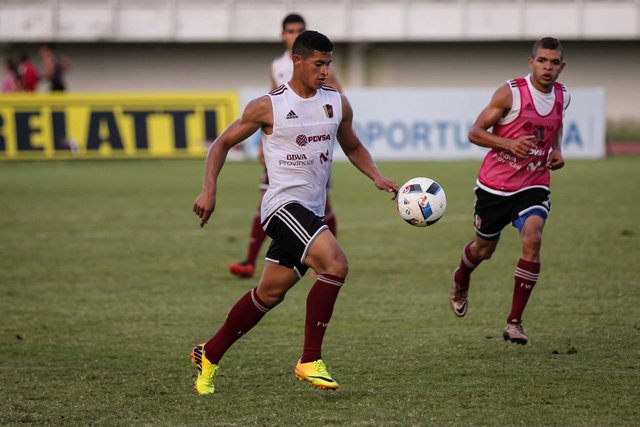 Ronald Hernández jugará en Noruega con el Stabaek Yvke Mundial De