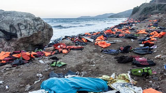 ninos-refugiados-mueren-ahogados-Mediterraneo_EDIIMA20160219_0250_19
