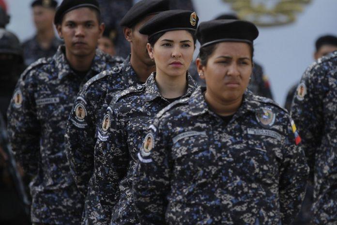 victor-gill-ramirez-VENEZUELA--Nuevo-uniforme-de-la-PNB--Un-paso-a-la-militarizaci-n-del-cuerpo-