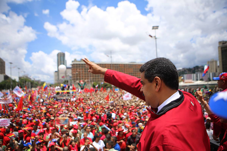 Chavez-size-crowds-still-support-Bolivarian-Revolution-Nicolas-Maduro-Venezuela-0317