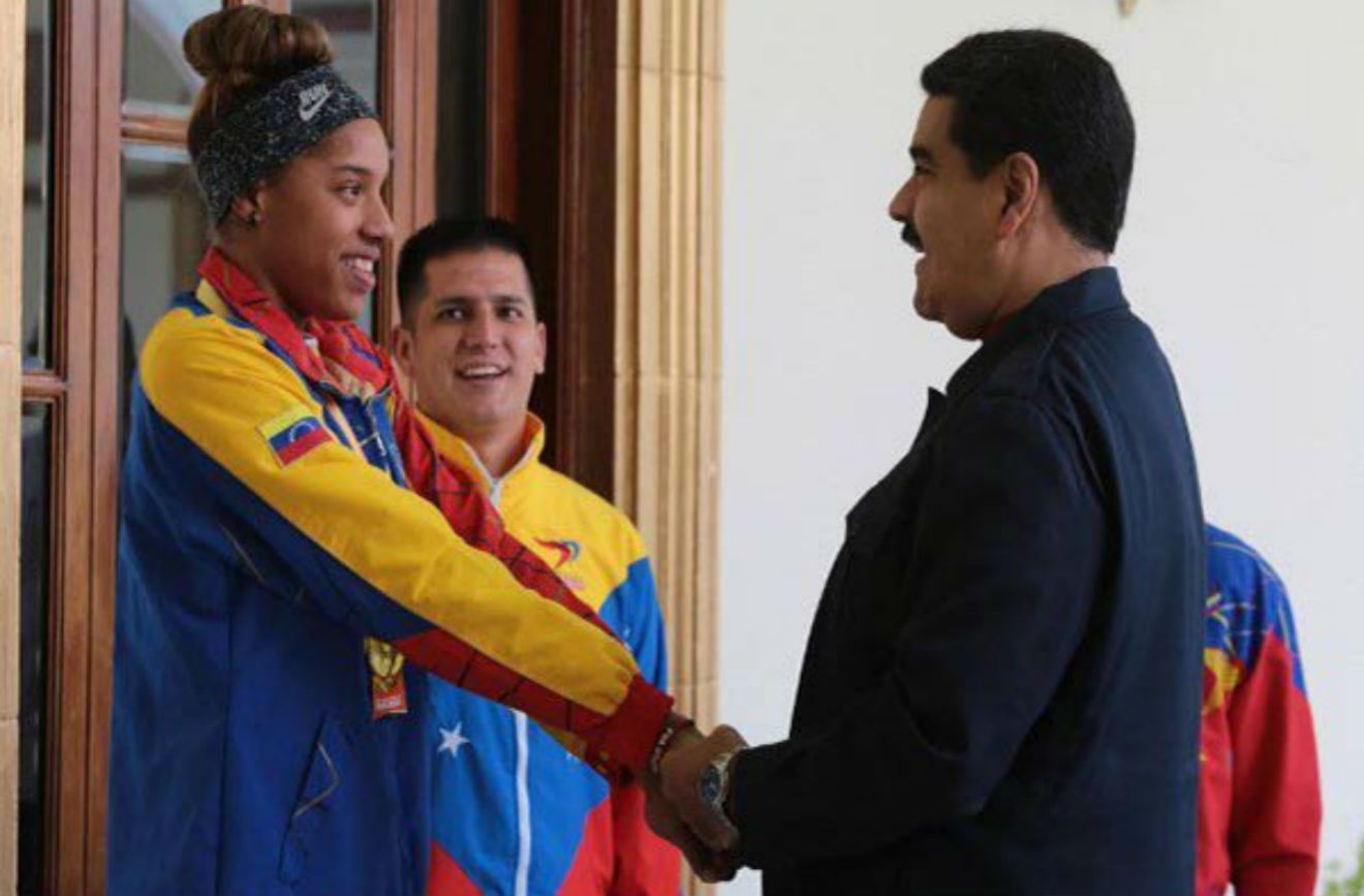 Yuliar-Rojas-y-presidente-Maduro