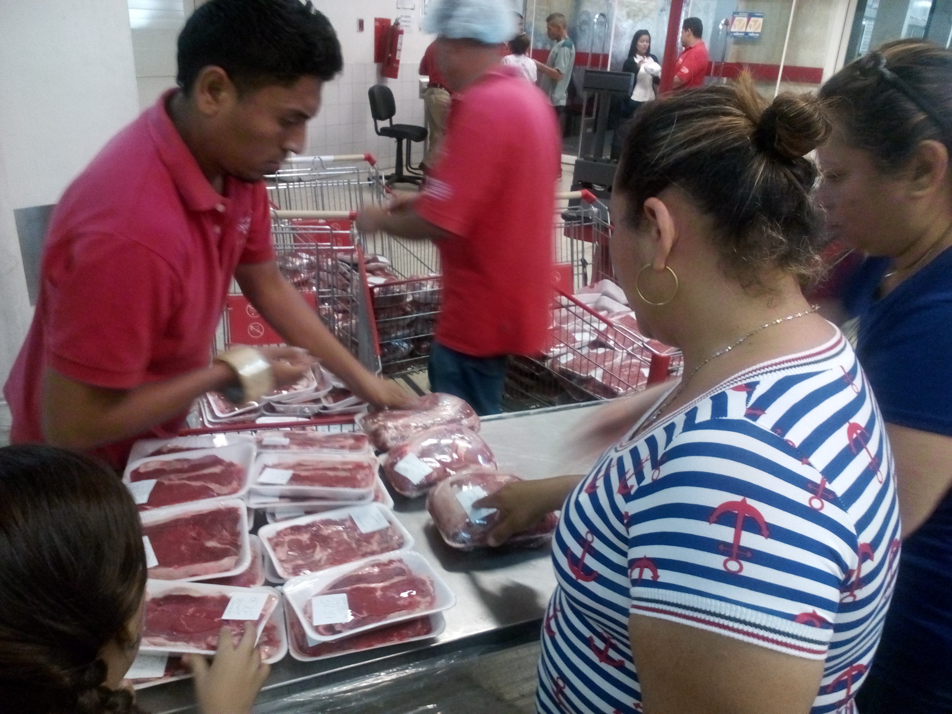 Maracaibo Productos cárnicos se venden como “Pan caliente” en abasto