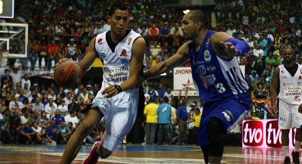 Cocodrilos-de-Caracas-campeón-de-la-liga-profesional-de-baloncesto-venezolana-2013