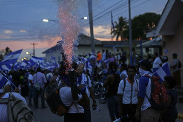 110518-nicaragua-disturbios-jueves