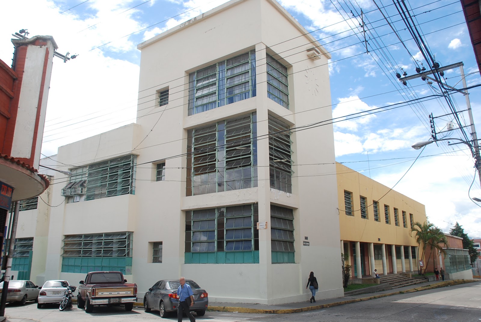 Foto Liceo Bolivariano Libertador Archivo
