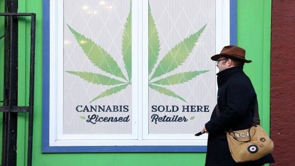 canadx-se-convierte-oficialmente-en-el-segundo-paxs-del-mundo-en-legalizar-la-marihuana-reutersedit-compressor