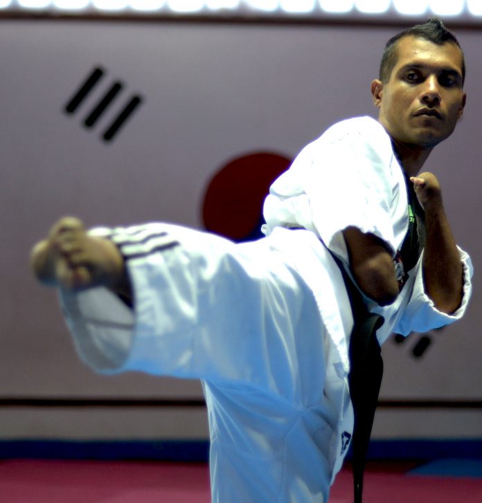 Orlando_Figueroa_ParaTaekwondo-3-696x727