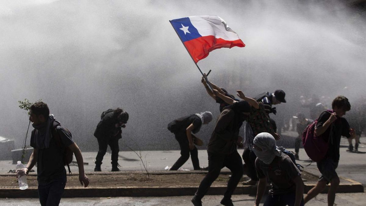 1571822828-protestas-chile-1