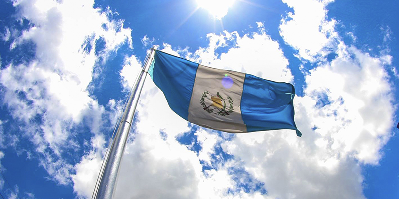 La-bandera-símbolo-patrio-de-Guatemala