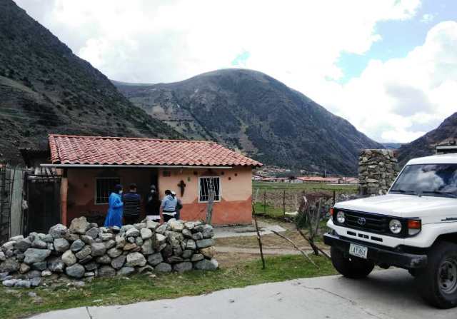Visitas casa a casa en el marco del Plan Nacional de Despistaje del COVID19 en Rangel (Foto Camilo Cienfuegos)