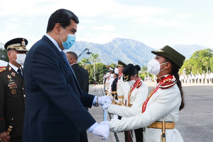 2 Maduro Graduación