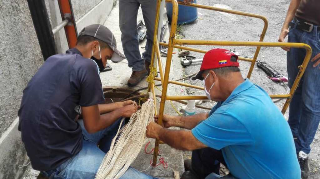 Trabajadores de Los Andes restituyeron servicios a más de 25 mil usuarios (1)