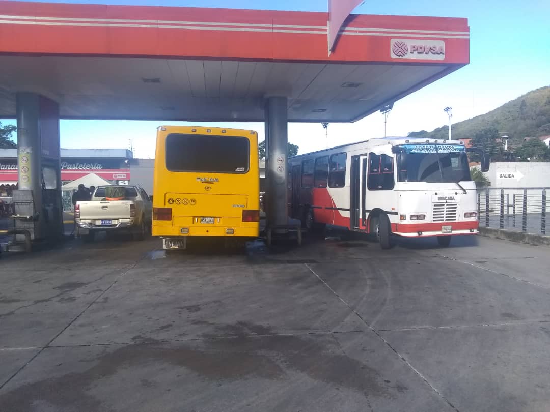Transporte surte combustible en Mérida
