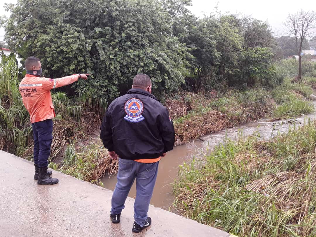 Protección Civil Naguanagua intensifica monitoreo en ríos y quebradas ante fuertes precipitaciones (2)