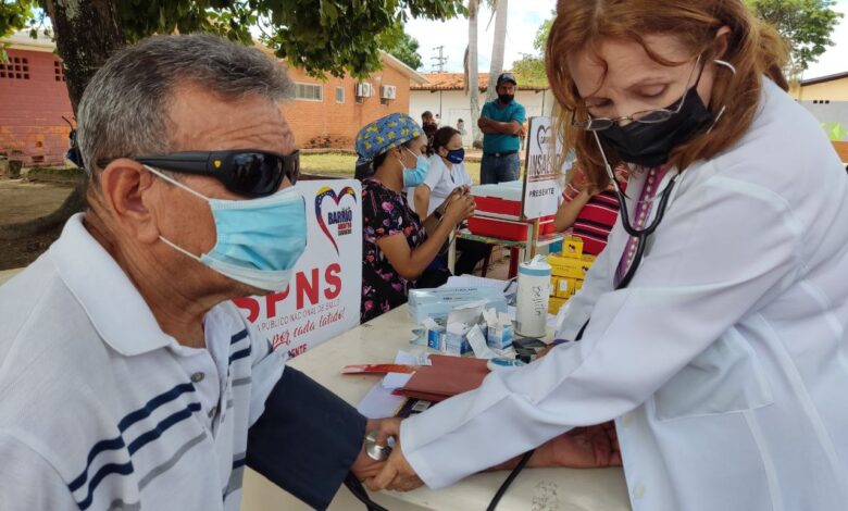 INSALUD mantiene jornadas médicas en las comunidades en Carabobo