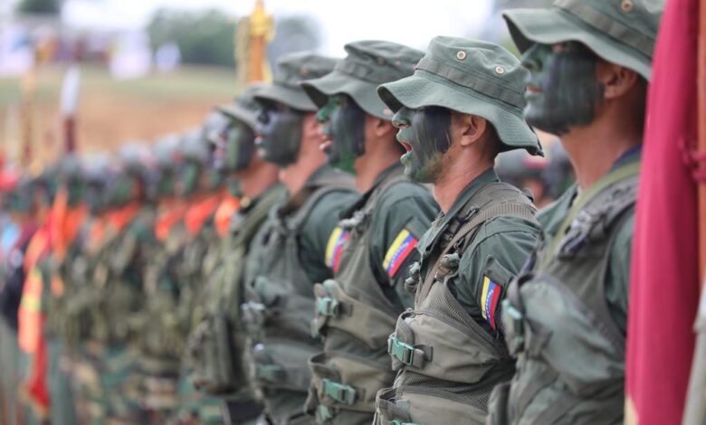 Ministro Padrino López anuncia que Venezuela restablecerá relaciones militares con Colombia