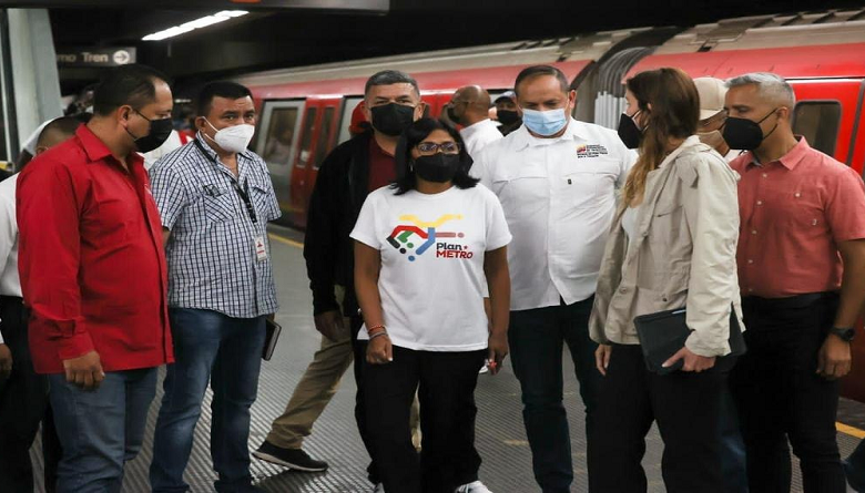 Delcy Rodríguez supervisó los avances del Plan Metro se Mueve Contigo