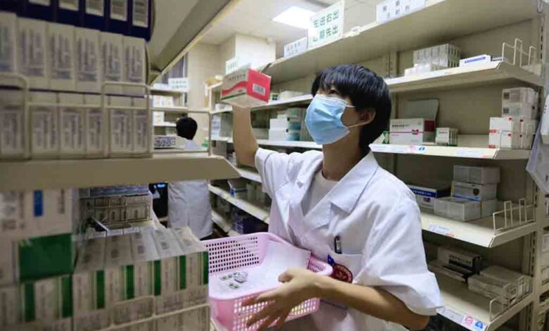 China: aprobó ensayo clínico de otra pastilla antiCovid-19