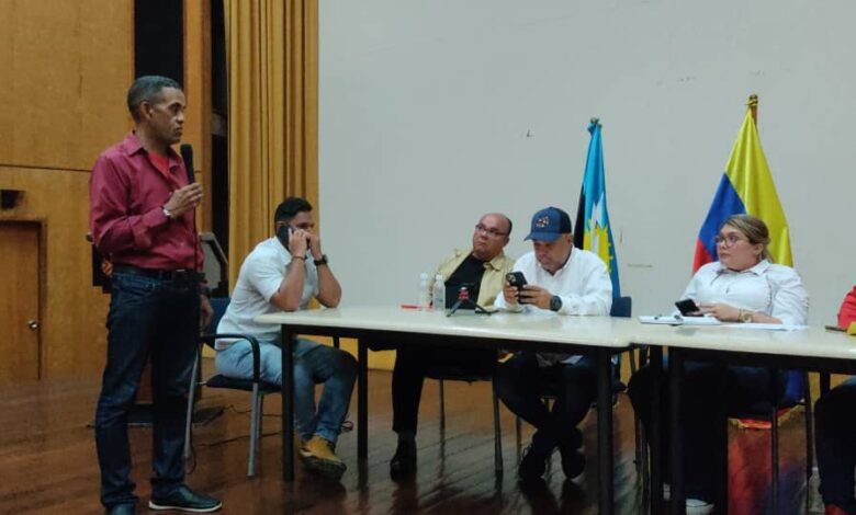 Movimientos Sociales Comunicadores y 2.0 del Zulia realizaron mesas de debates