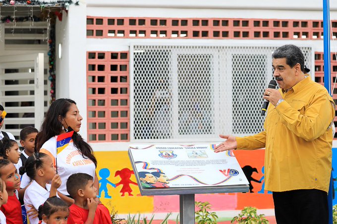 Maduro: Inauguró la Unidad Educativa Nacional Cacica Urquía