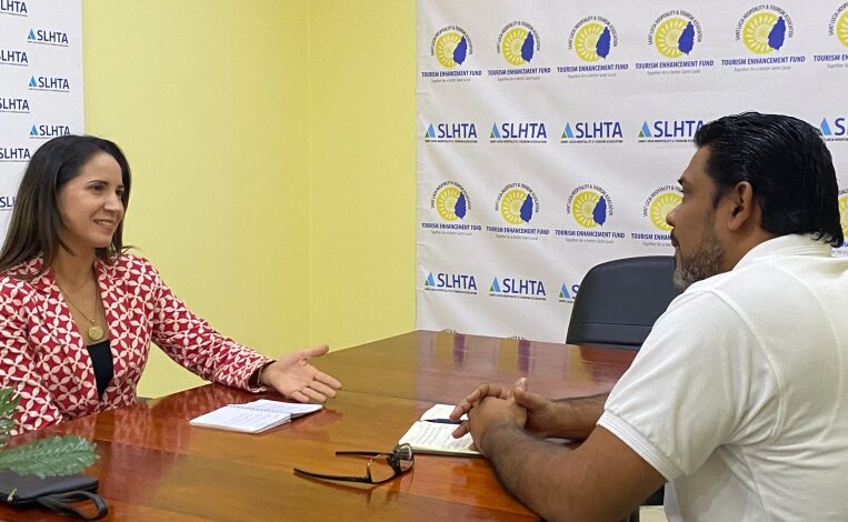 Embajadora de Venezuela se reunió con la Asociación de Hotelería y Turismo de Santa Lucía