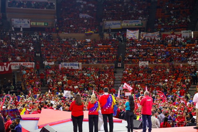 Presidente Maduro confía en el Poder Popular