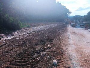 Gobierno Nacional se encuentra desplegado para la rehabilitación de la carretera Machiques-Colón