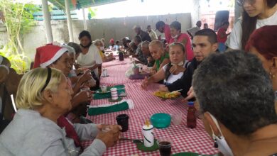 Alcalde Orsini celebro compartir decembrino con abuelos De la Casa de Alimentación “Pablo Natera”