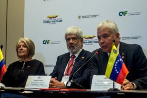 Gobiernos de Venezuela y Colombia comparten experiencias en diferentes ámbitos para la consolidación de proyectos binacionales