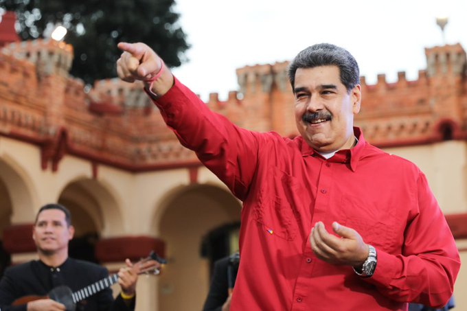 Presidente Maduro ratifica compromiso con el pueblo