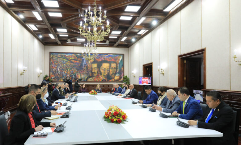 Presidente Maduro recibió la notificación del Inicio del Periodo de Sesiones 2023 - 2024 de la Asamblea Nacional