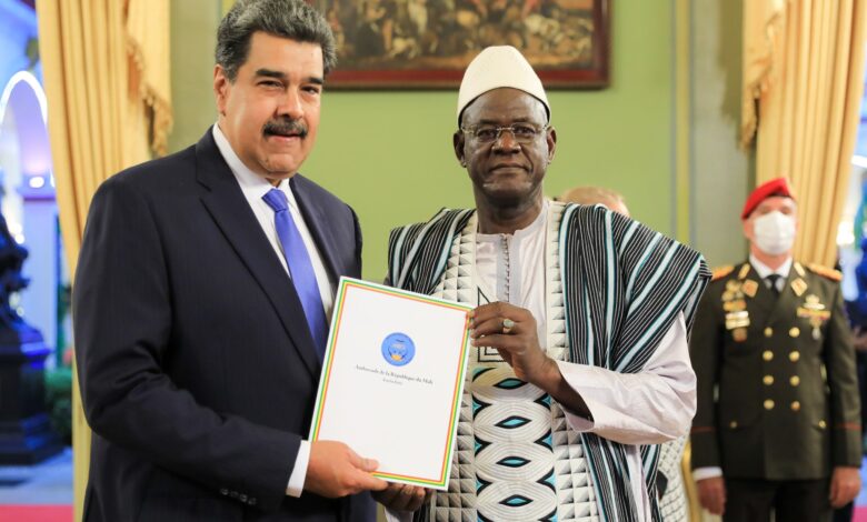 Presidente Maduro recibió las Cartas Credenciales de los Embajadores designados por Malí, Pakistán, Jordania y de Sri Lanka