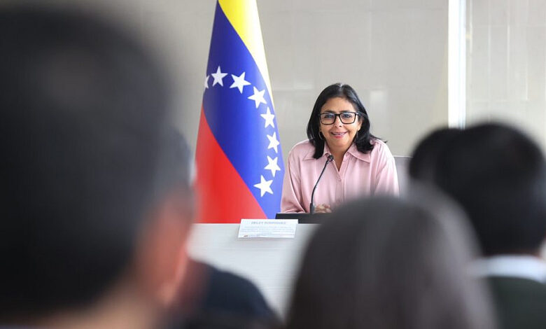 Vicepresidenta Delcy Rodríguez sostuvo un encuentro con la banca pública y privada para impulsar el desarrollo del sector